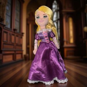 Disney Store Rapunzel Princess Tangled Plush Stuffed Doll Toy Purple Dress P31